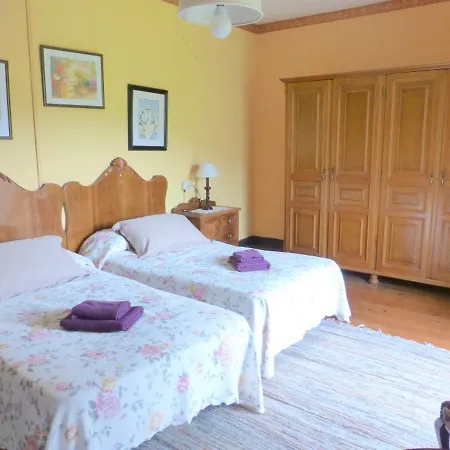 Holiday Carretera General - 2 * Borines