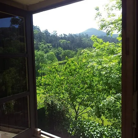 Holiday Carretera General - 2 * Borines
