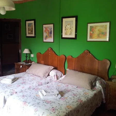Holiday Carretera General - 2 * Borines